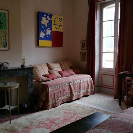 La Chambre De Diane Lectoure Exteriör bild