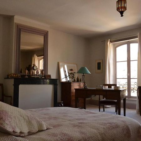 La Chambre De Diane Lectoure Exteriör bild