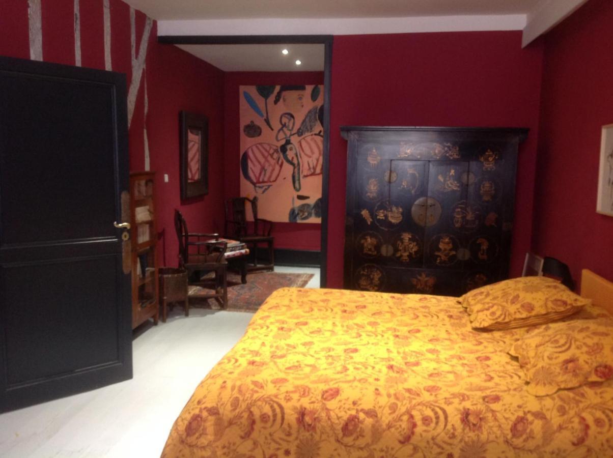 La Chambre De Diane Lectoure Exteriör bild
